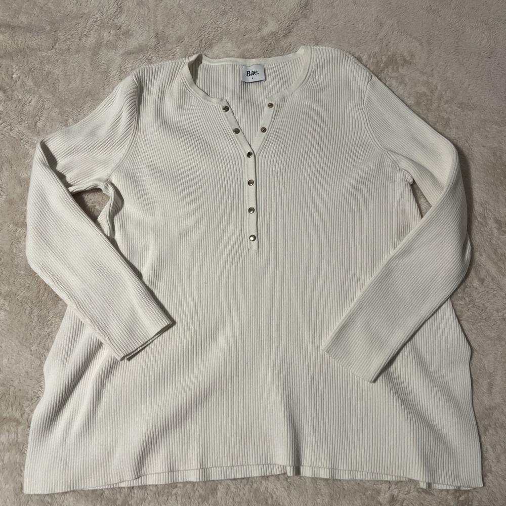 Bae Women's Ribbed Henley Top Size S Ivory Snap Button Long Sleeve Knit